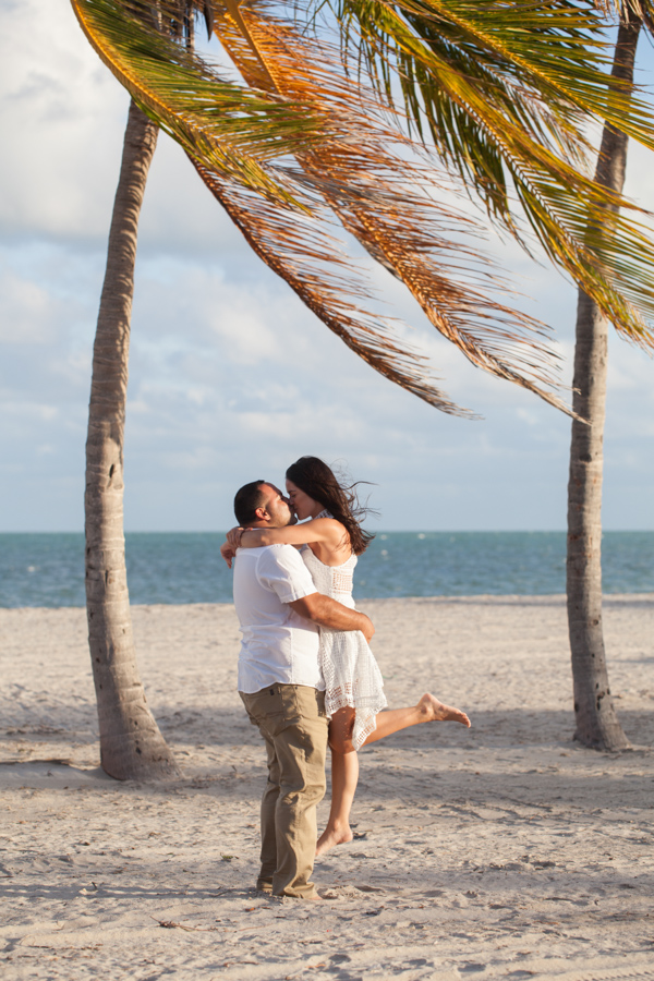 key-biscayne-engagement-photography