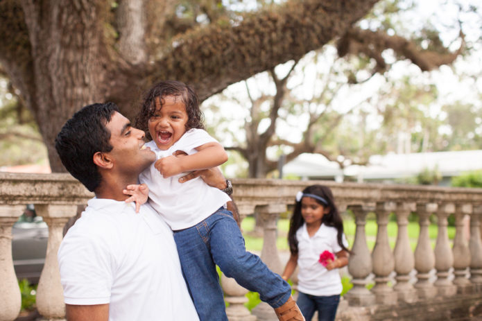 Family Photos Coral Gables Prado Entrance