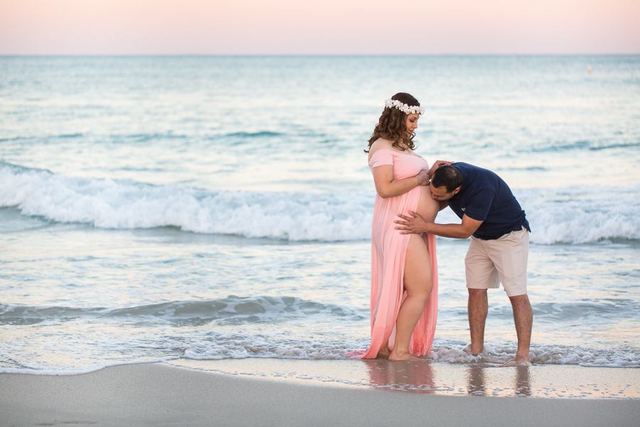 South-Pointe-Park-Maternity-Session-003