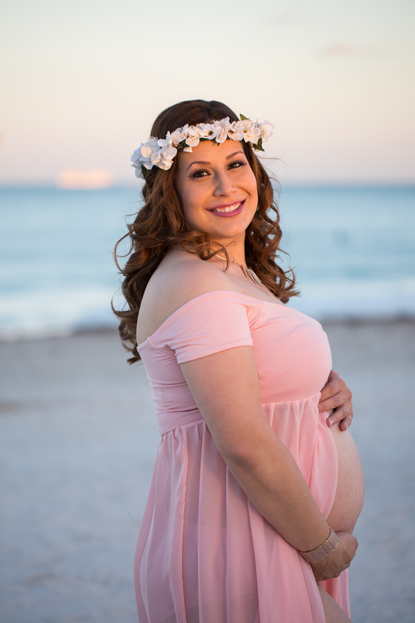 South-Pointe-Park-Maternity-Session-007