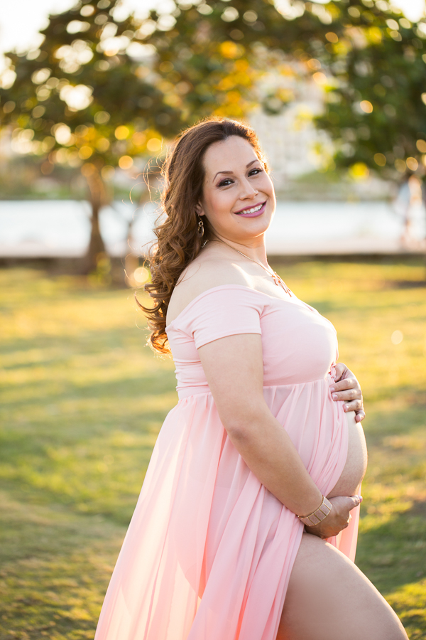 South-Pointe-Park-Maternity-Session-009