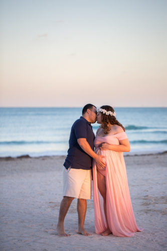 South-Pointe-Park-Maternity-Session-013