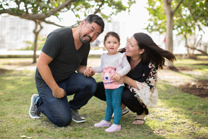 south-pointe-park-extended-family-photo-session