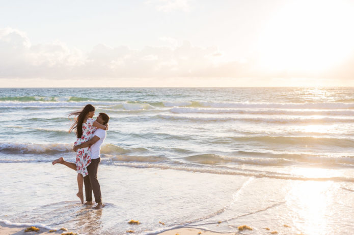 South Pointe Park Couple Sunrise Photo Shoot