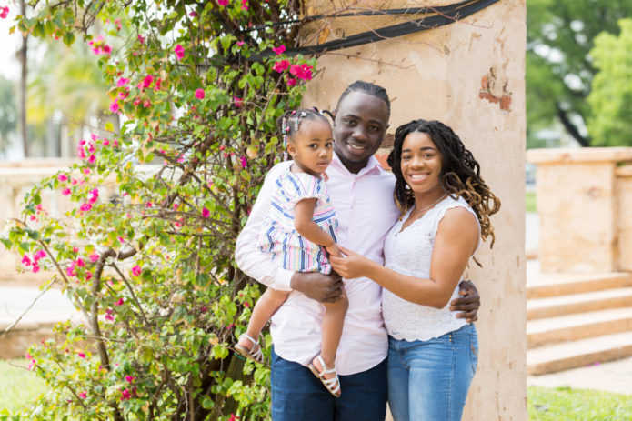 Family Photography Session at Coral Gables Entrance Park