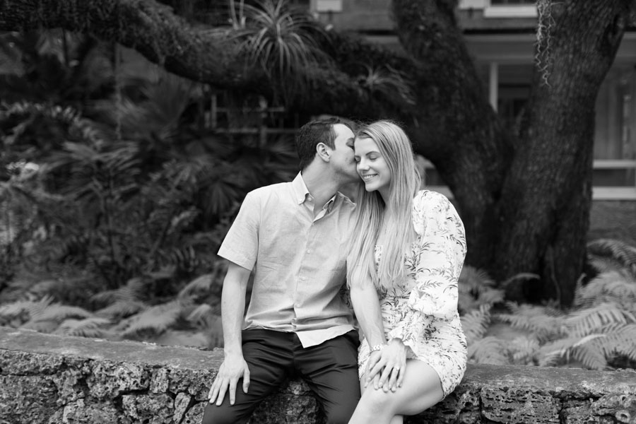 couple engagement photo fairchild tropical botanic garden