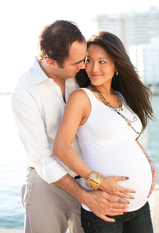 miami beach couple expecting baby