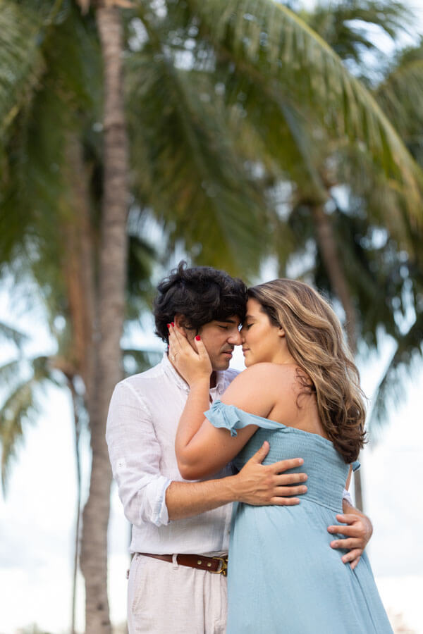 Miami Beach Romantic Sunrise Couple Photo Shoot