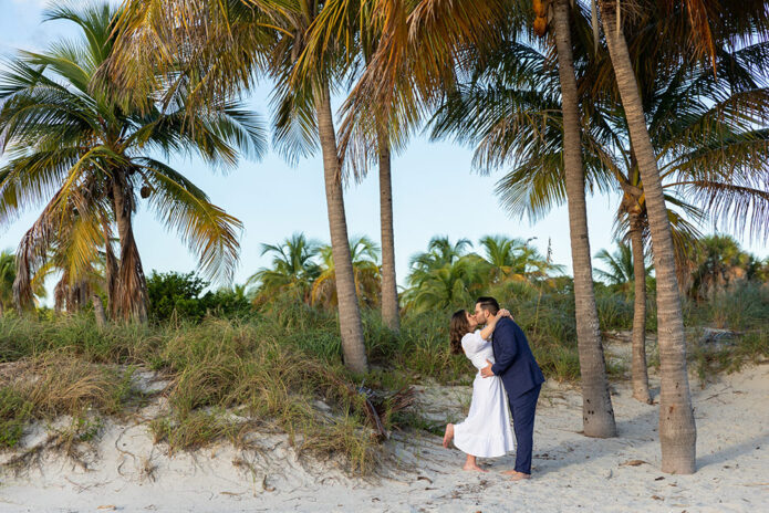 Crandon Park Elopement Photographer