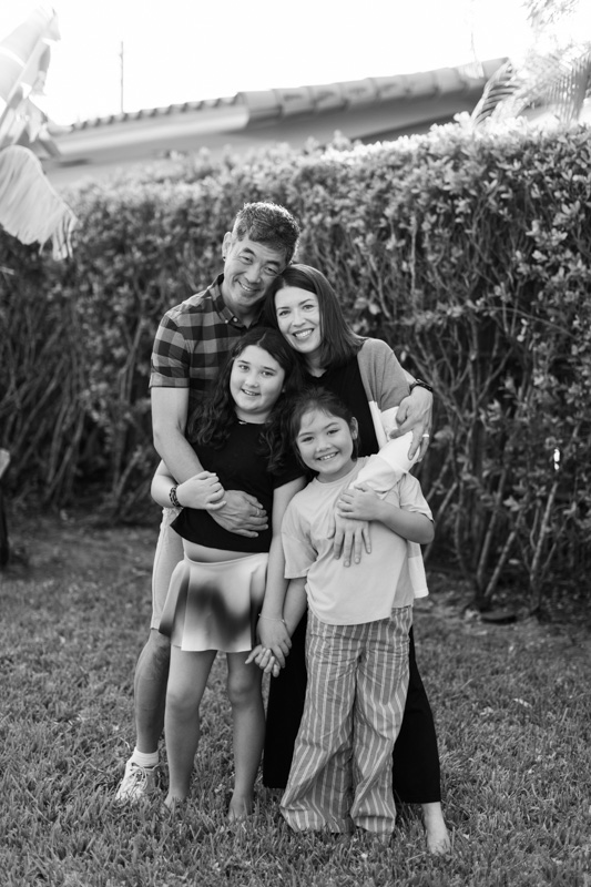 at home family photo session north miami